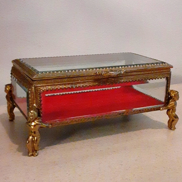 Vintage Hollywood Regency jewelry box